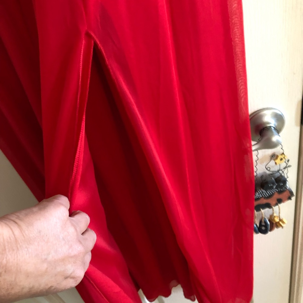 Party Dress - Picture 2 of 6
